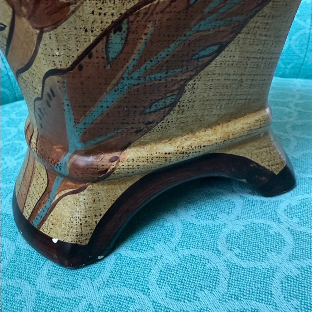 Rustic Floral Decorative Vase - Rose & Bud Motif – Vintage Style